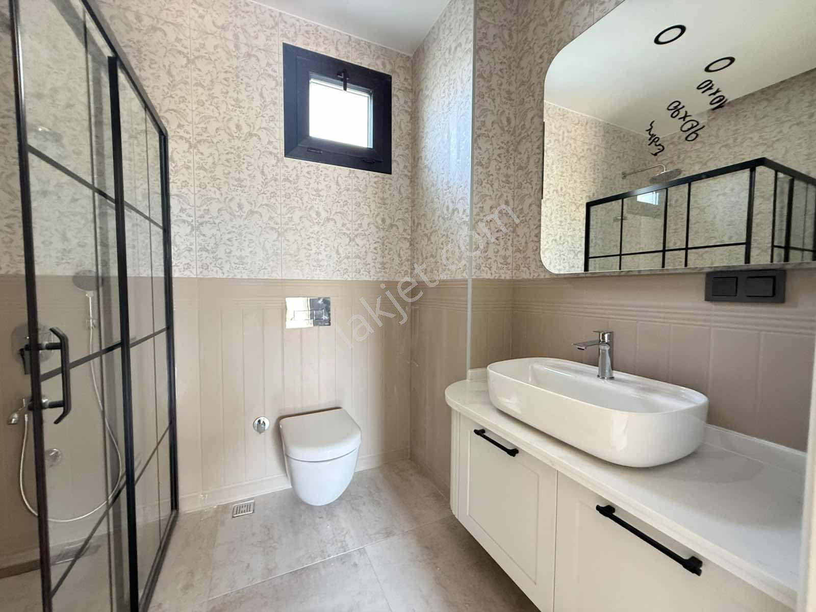 Avcı'dan 300m2 Arsa Tam Müstakil Girişte Odalı 4+1 Villa - Görsel 24