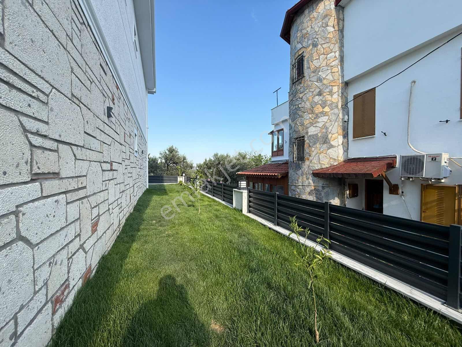 Avcı'dan 300m2 Arsa Tam Müstakil Girişte Odalı 4+1 Villa - Görsel 10