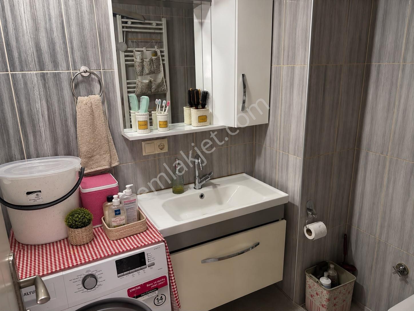 Remaxhür Esra Zurnacıdan Ferizli Merkez Satılık 2+1 Fırsat Daire - Görsel 6