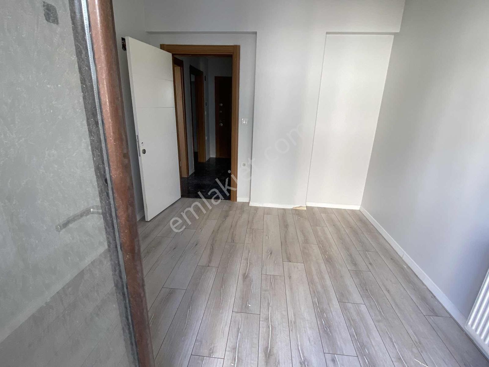 Hasanağa Kızılcıklı'da Site İçi Klimalı Kiralık 3+1 Geniş Daire. - Görsel 12