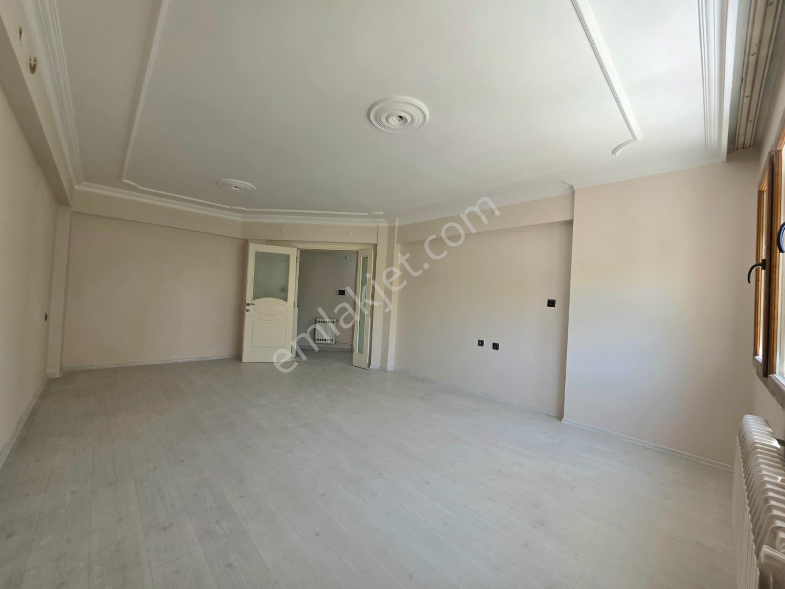 Çamlık Bulvarı'nda 128 M² 2,5+1 Açık Otoparklı - Görsel 22