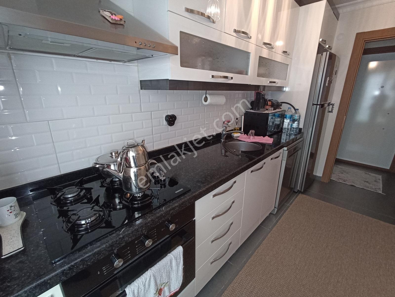 Cihangirde Osmanpaşa Cad. Üzerinde Yeni Binada 85 M2 2+1 İskanlı - Görsel 8