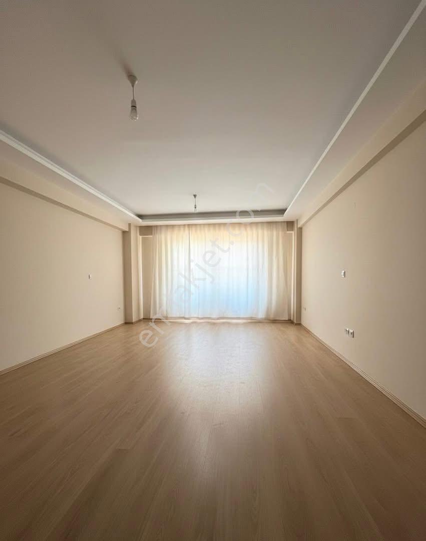 Nazilli Yeşil Mahalle’de Site İçi Havuzlu Satılık 3+1 Daire - Görsel 6