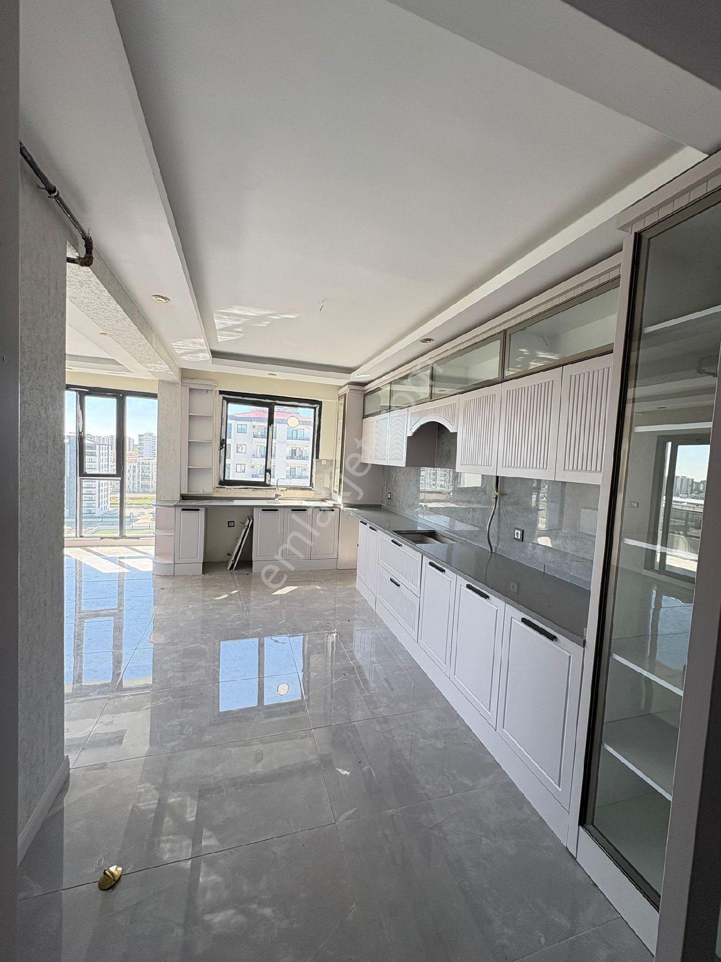3.5+1 Kiralık Daire Wintovn