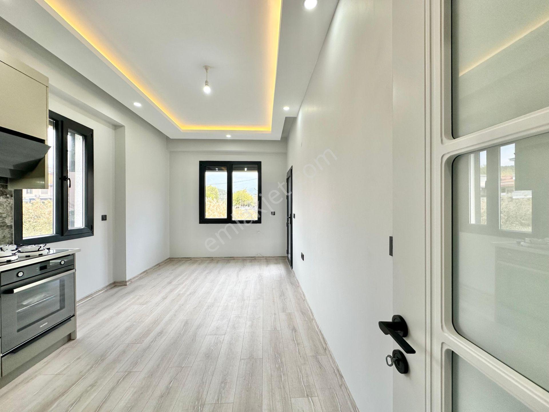 ꧁ay Emlaktan꧂akçay-güre Arasında Denize Yakın Geniş Bahçe Kullanımlı Müstakil Tadında 2+1 Daire - Görsel 12