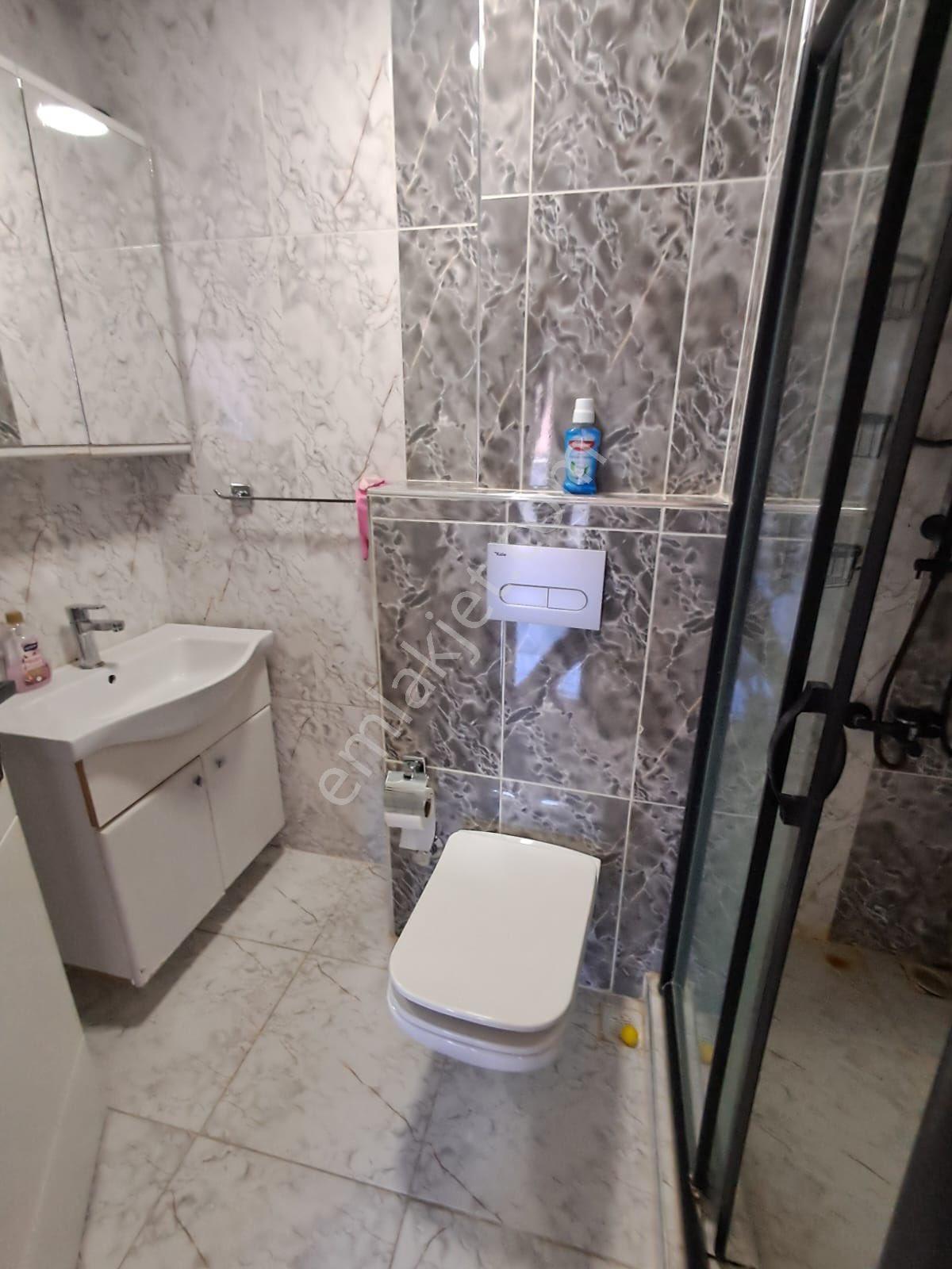 Cihangir'de 3+1 Yeni Bina 120m2 Asansörlü Otoparklı Kiralık - Görsel 8