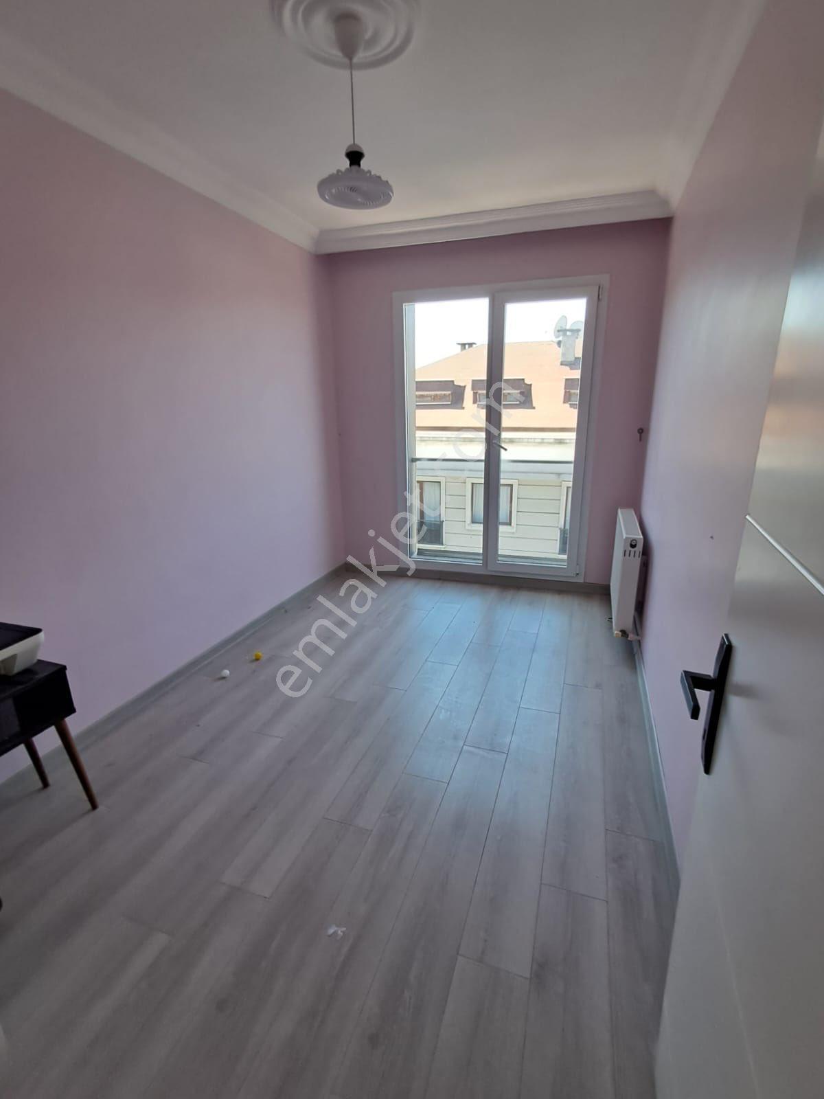 Cihangir'de 3+1 Yeni Bina 120m2 Asansörlü Otoparklı Kiralık - Görsel 9