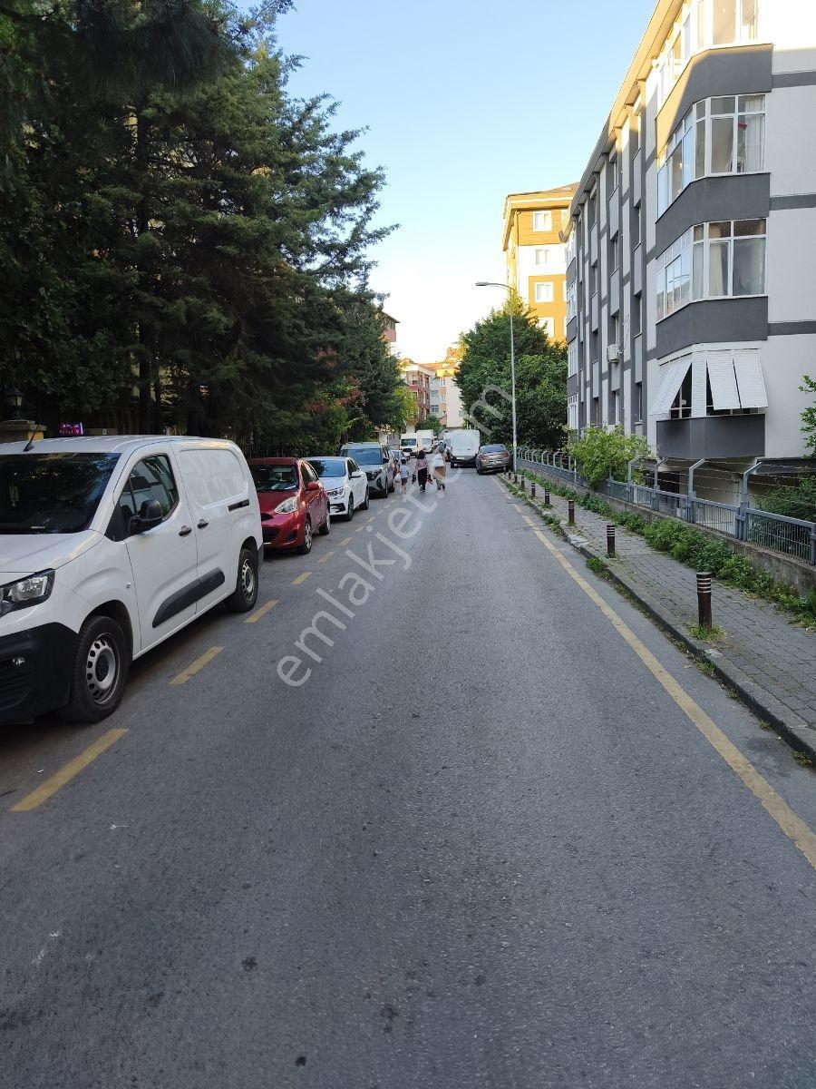 Cumhuriyet Mah.sitede 3+1 125 M2 Yüksek Giriş A.otopark Görevli - Görsel 3