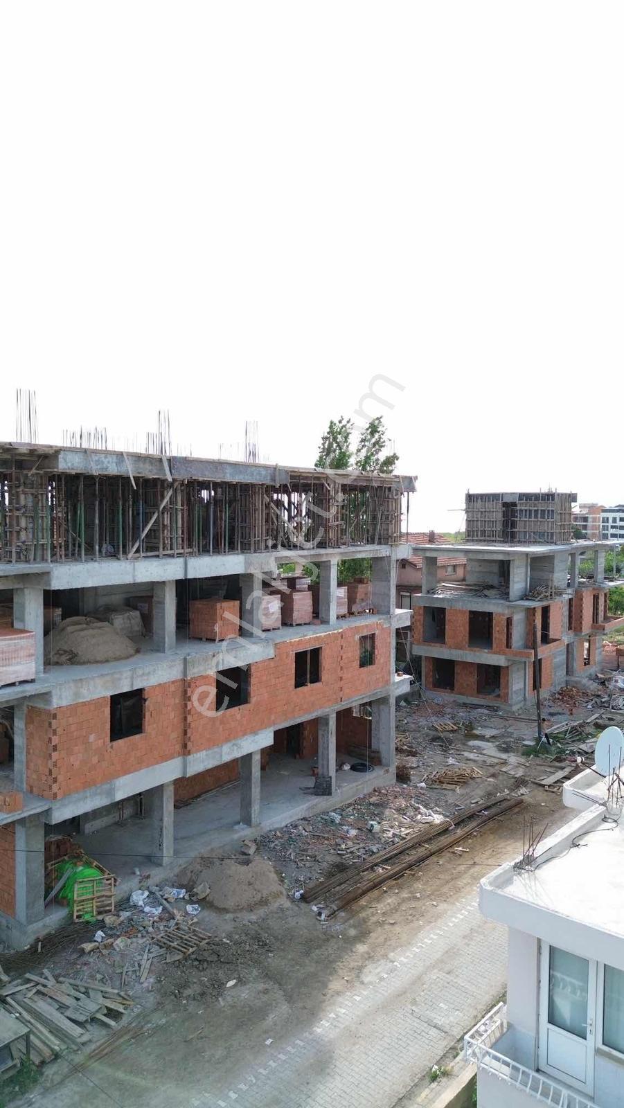 Çardak Satılık 1+1 Açık Mutfak