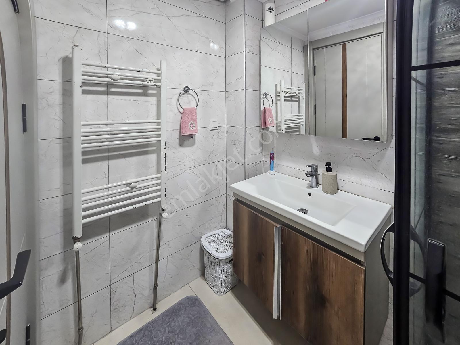 Kızılcaşar'da Eşyalı Kiralık 1+1 Daire, Kapalı Otopark, Balkon - Görsel 38