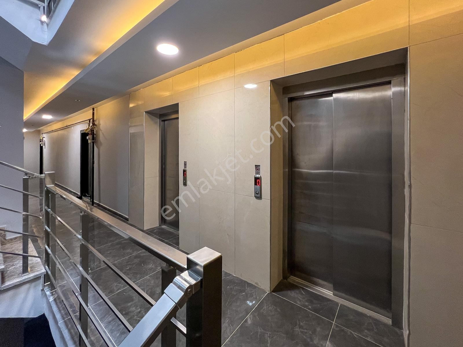 Kızılcaşar'da Eşyalı Kiralık 1+1 Daire, Kapalı Otopark, Balkon - Görsel 8