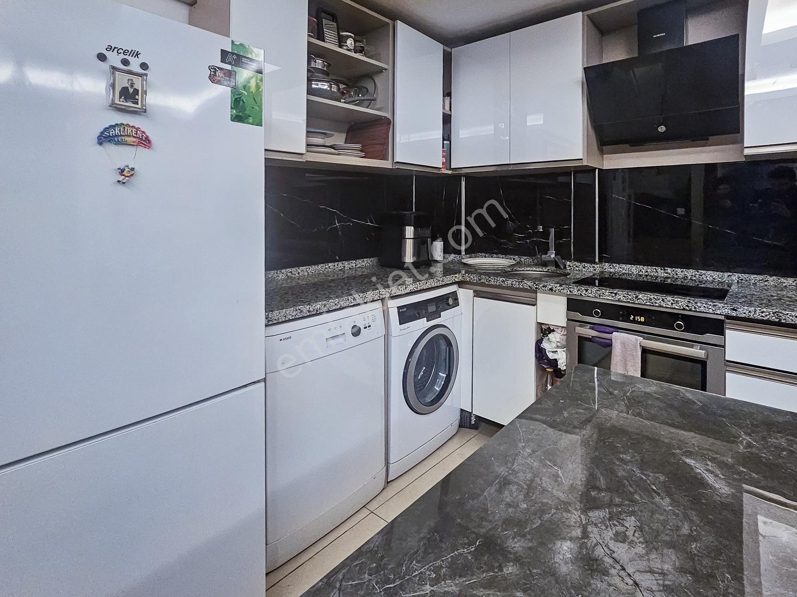 Kızılcaşar'da Eşyalı Kiralık 1+1 Daire, Kapalı Otopark, Balkon - Görsel 10