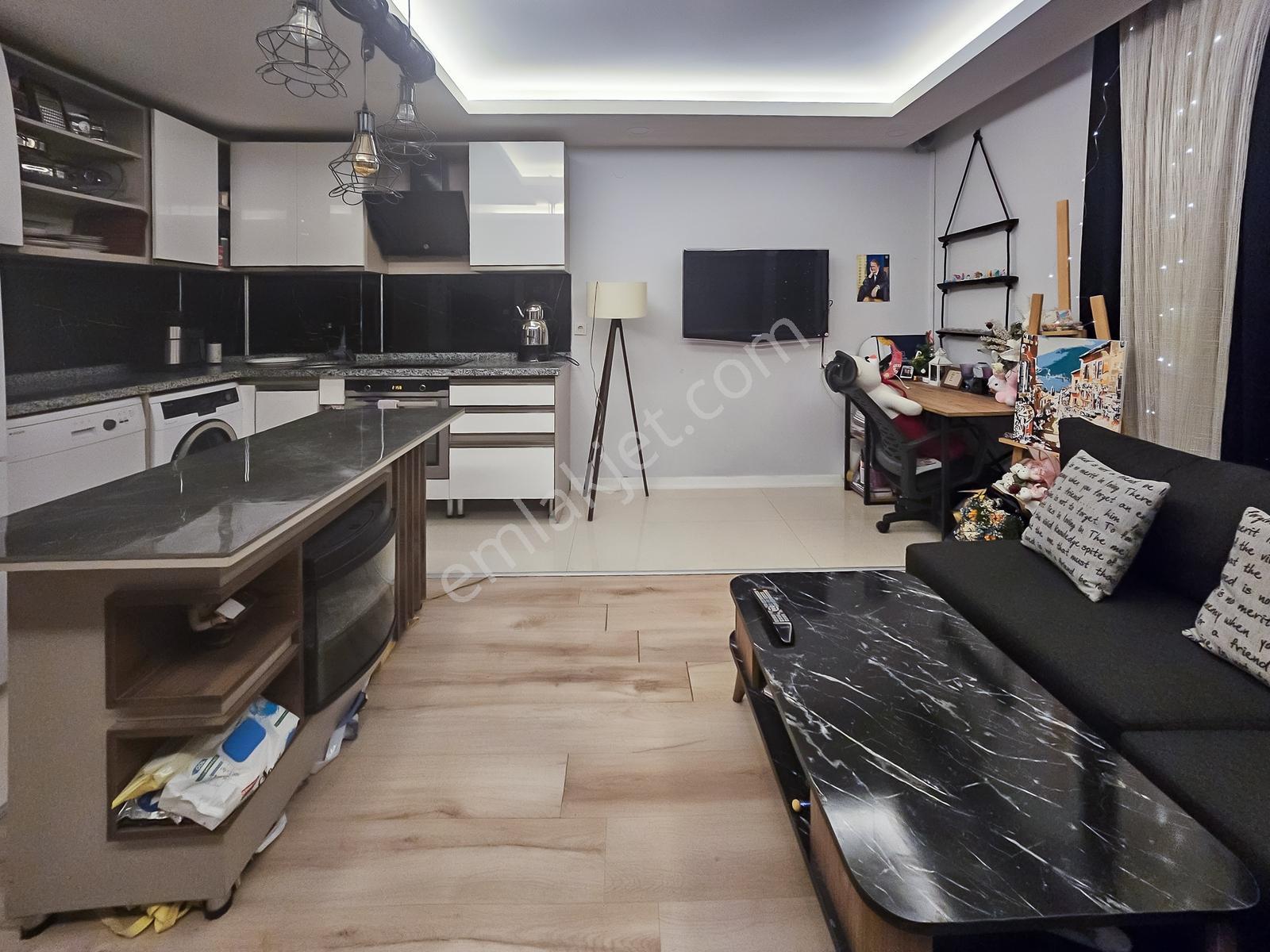 Kızılcaşar'da Eşyalı Kiralık 1+1 Daire, Kapalı Otopark, Balkon - Görsel 16
