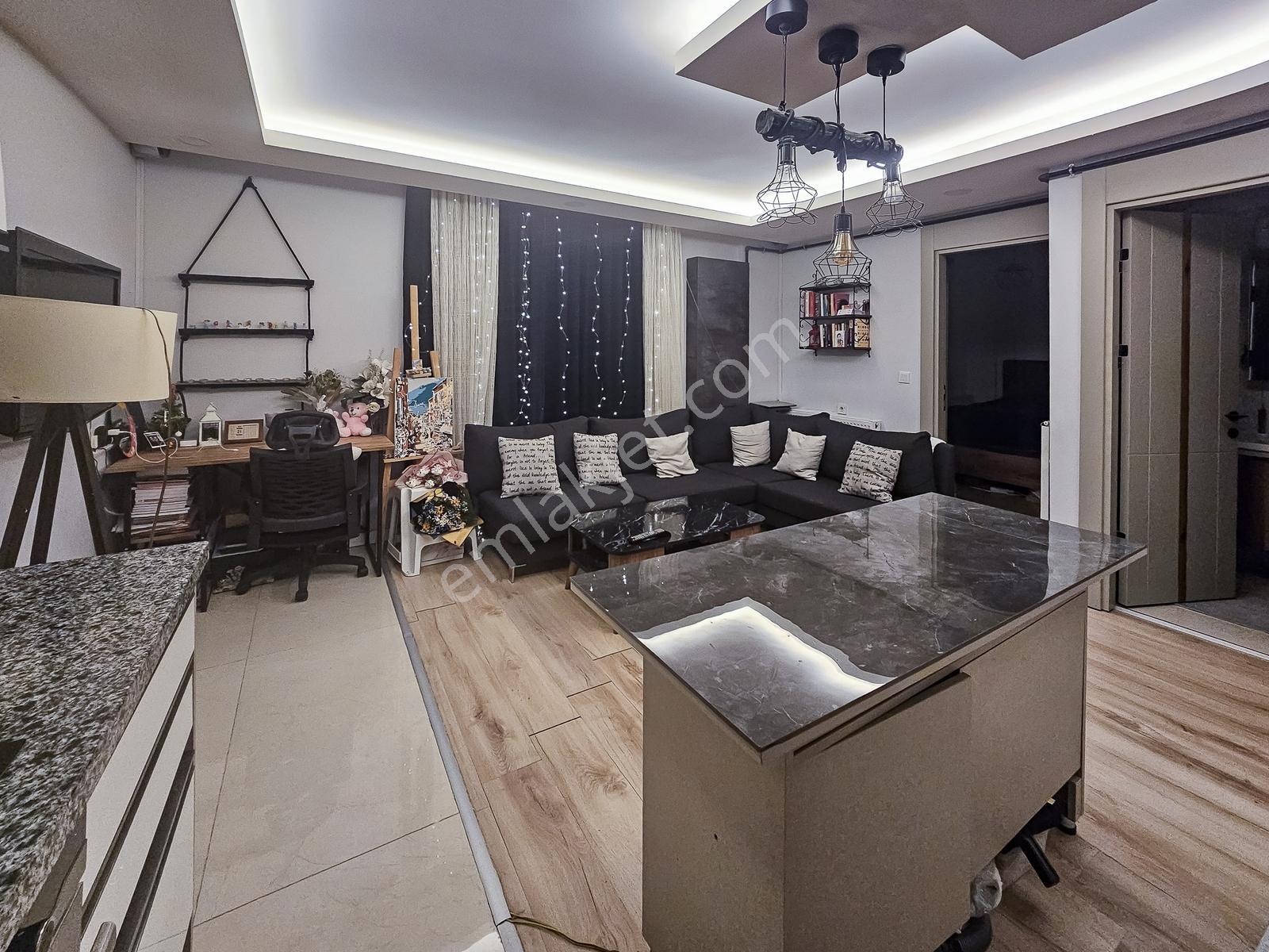 Kızılcaşar'da Eşyalı Kiralık 1+1 Daire, Kapalı Otopark, Balkon - Görsel 40