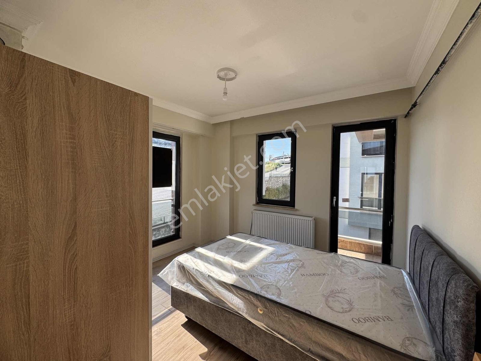 Manzaralı En Üst Kat Kiralık Kampüste 2+1 - Görsel 8