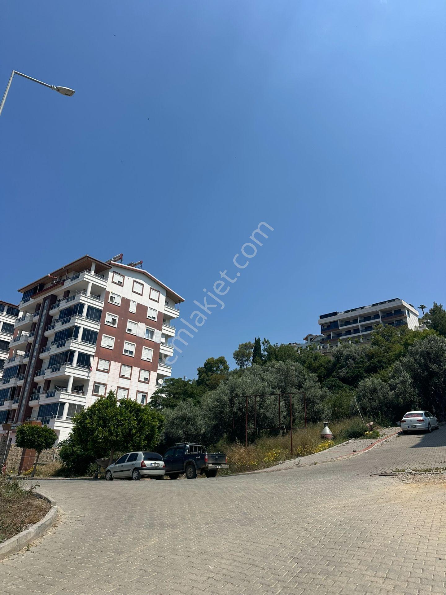Pazarcı Mahallesinde Deniz Manzaralı Kupon Arsa