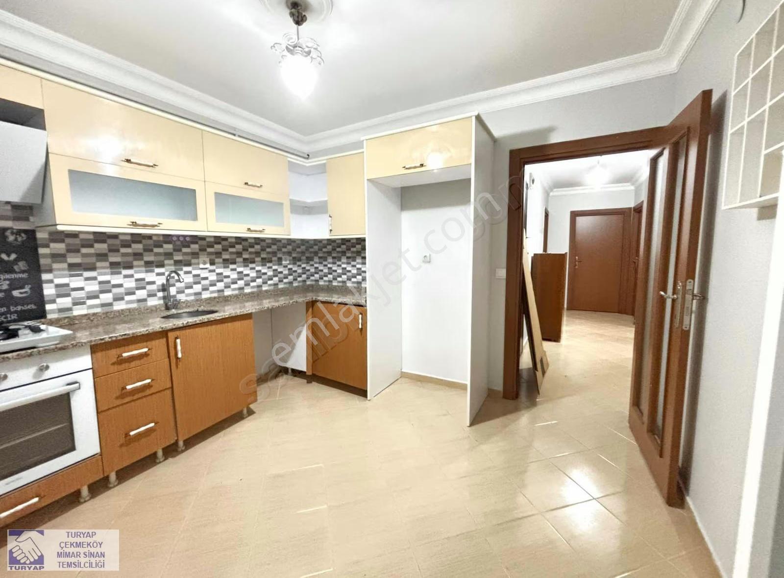 Anacaddeye Duraklara 2 Mesafede 100 M2 2+1 Geniş Daira - Görsel 16