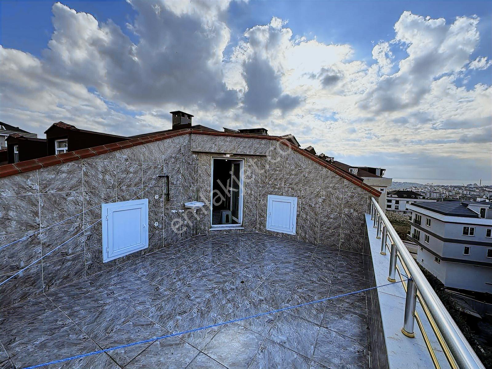 Remax'ten Beylikdüzü Kavaklı Mh Vira Kavşağı Yanı 4+2 Dublex - Görsel 32