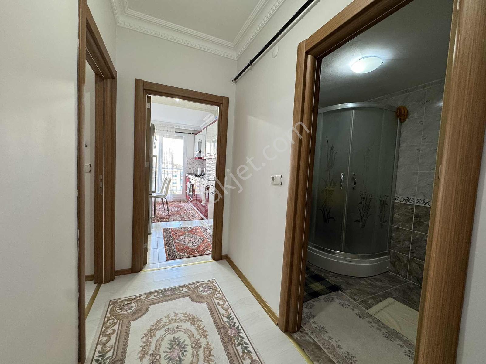 Remax'ten Beylikdüzü Kavaklı Mh Vira Kavşağı Yanı 4+2 Dublex - Görsel 14