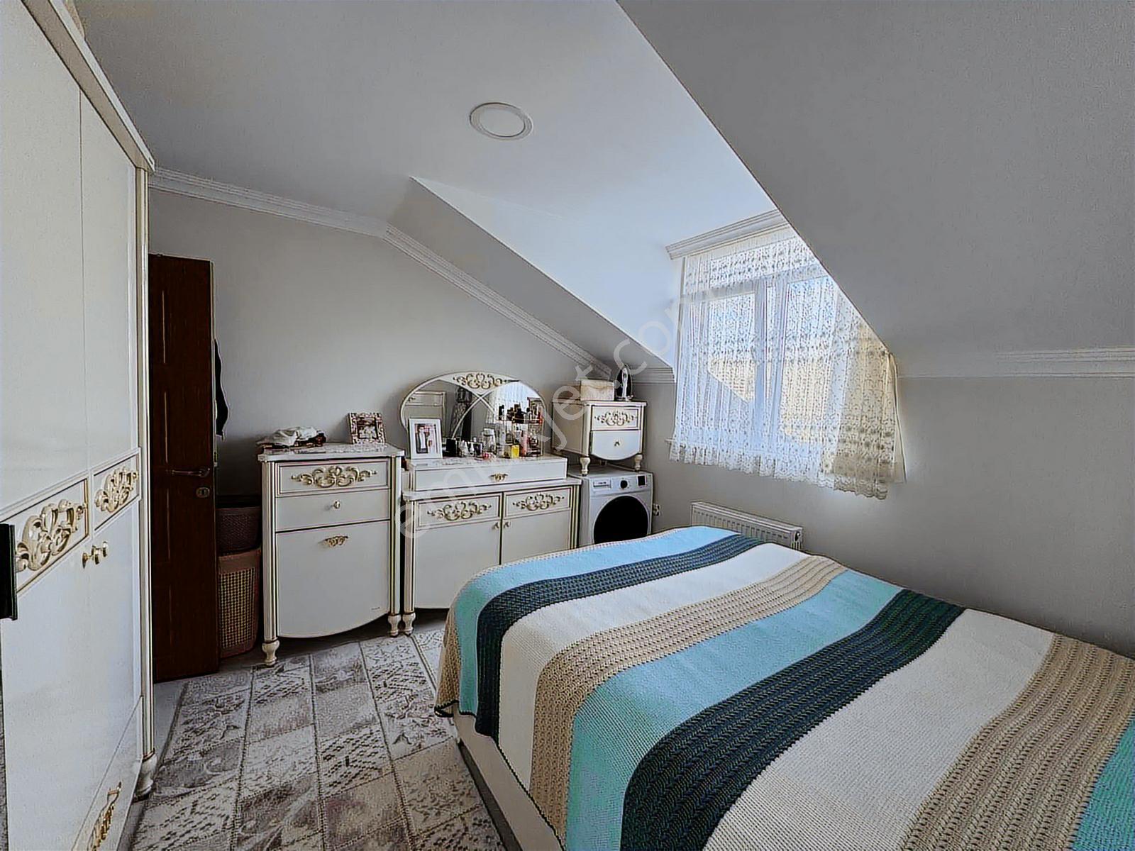 Remax'ten Beylikdüzü Kavaklı Mh Vira Kavşağı Yanı 4+2 Dublex - Görsel 33