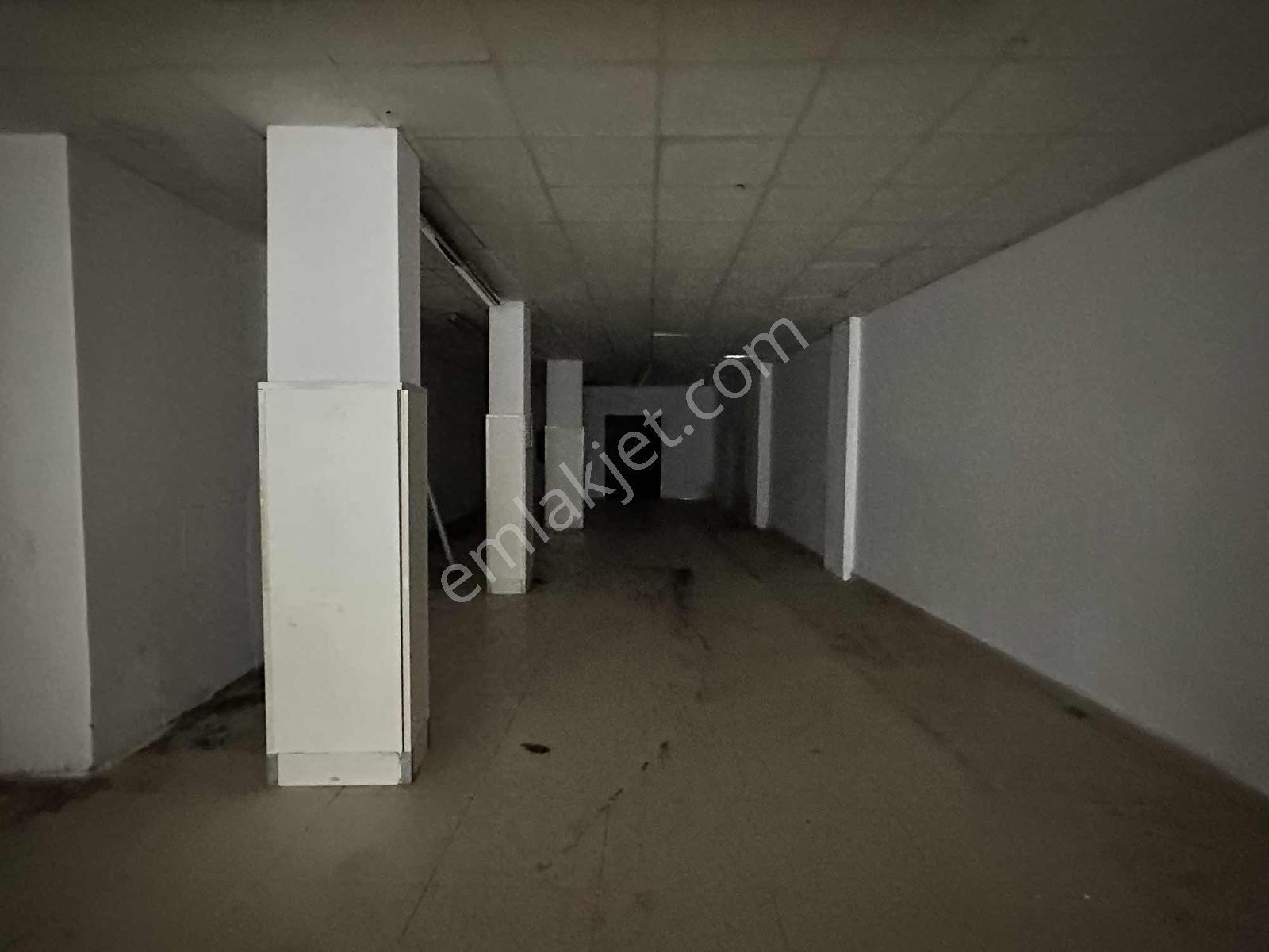 Çarşının En İşlek Bölgesinde 575 M2 İşyeri - Görsel 8