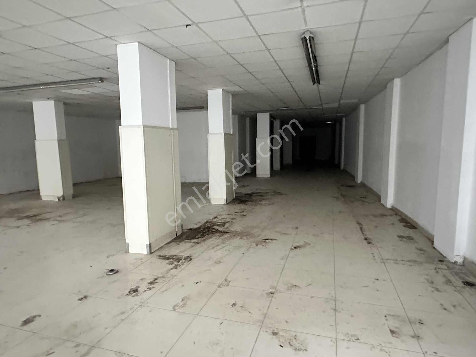 Çarşının En İşlek Bölgesinde 575 M2 İşyeri - Görsel 6