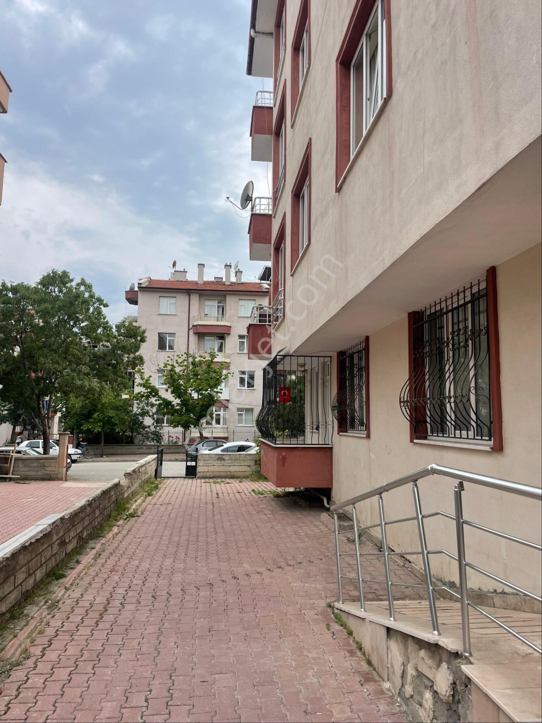 Akıncılar Mah Nufus Müdürlügü Yakını. Emin Evim Ve Benzeri Kuruluşlara Uygun 3+1