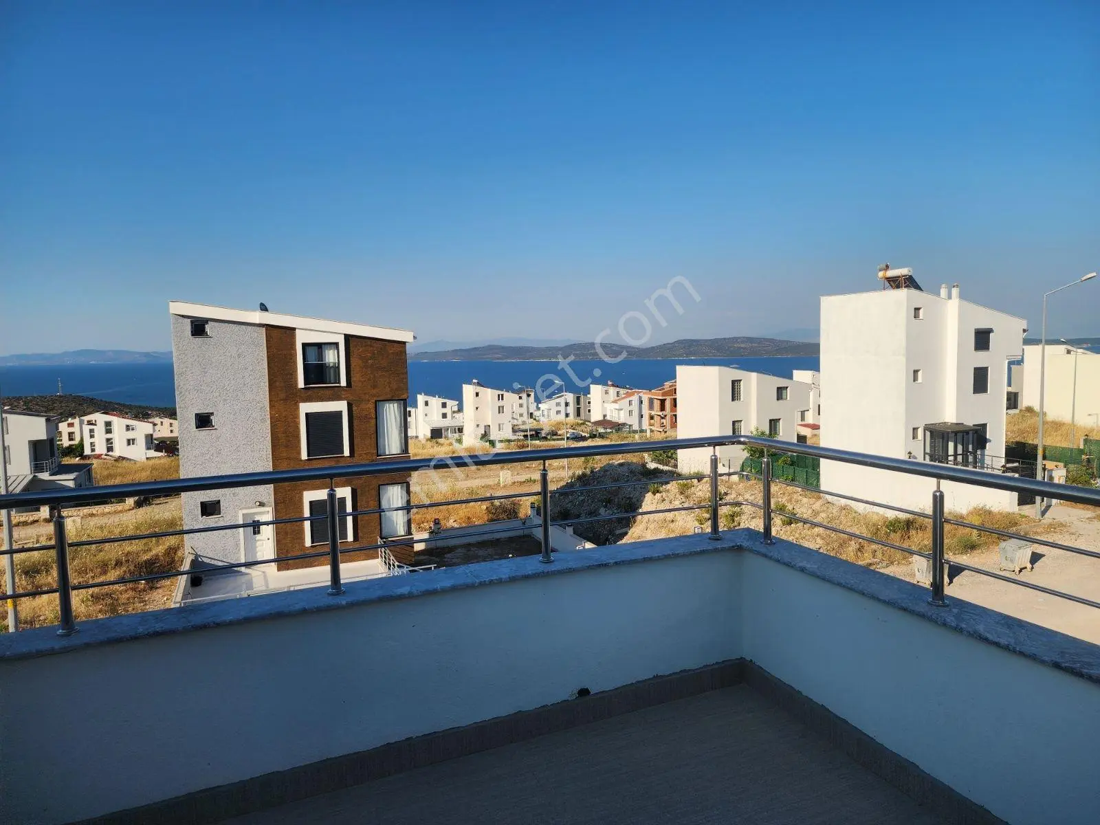 Mordoğan Emlaktan Kamukentte Bahçeli Eşyalı 0 Kiralık Yazlık - Görsel 4