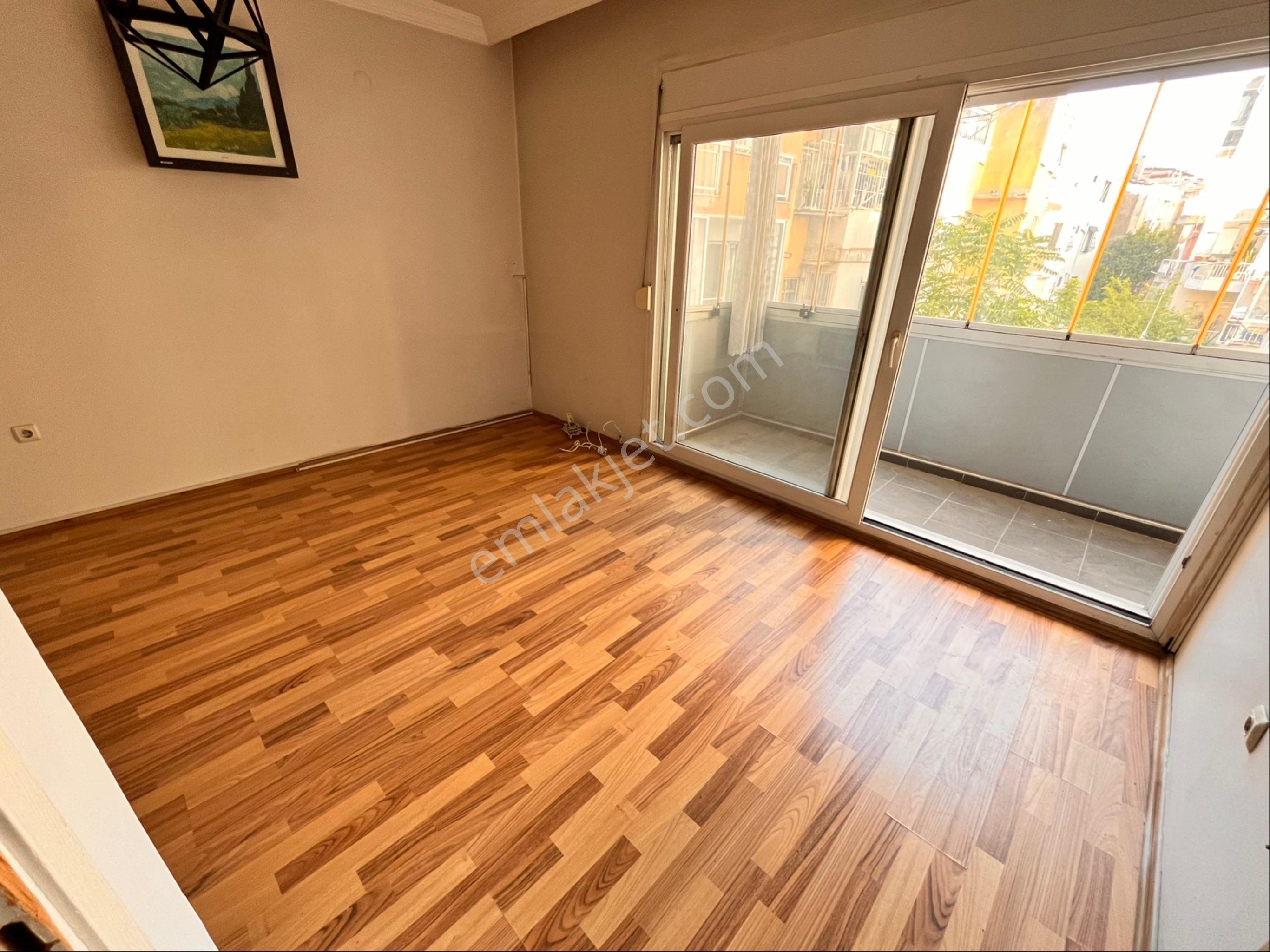 Üçyol Meydan Meydanda 2+1 90m2 Arakat Asansörlü Bina - Görsel 9