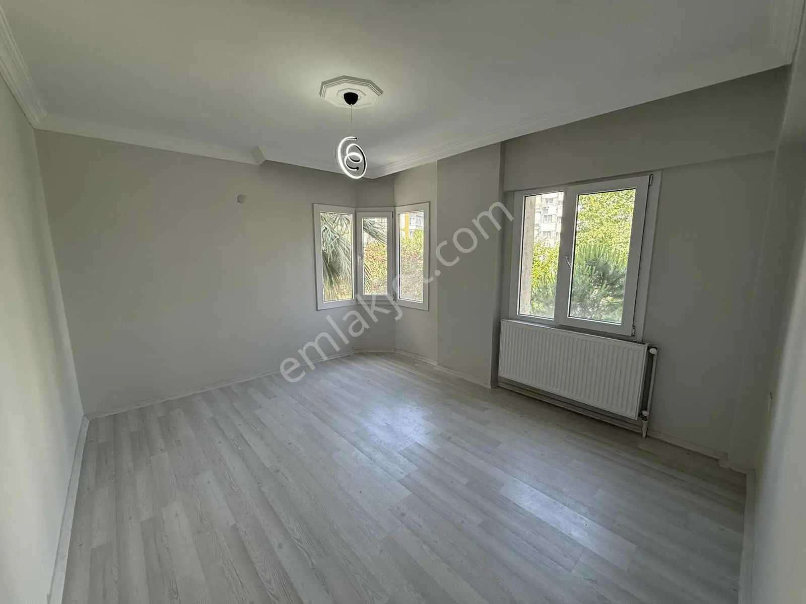 Torbalı Mah. 142m² 3+1 Arakat Kompile Tadilatlı Site İçi Merkez - Görsel 21