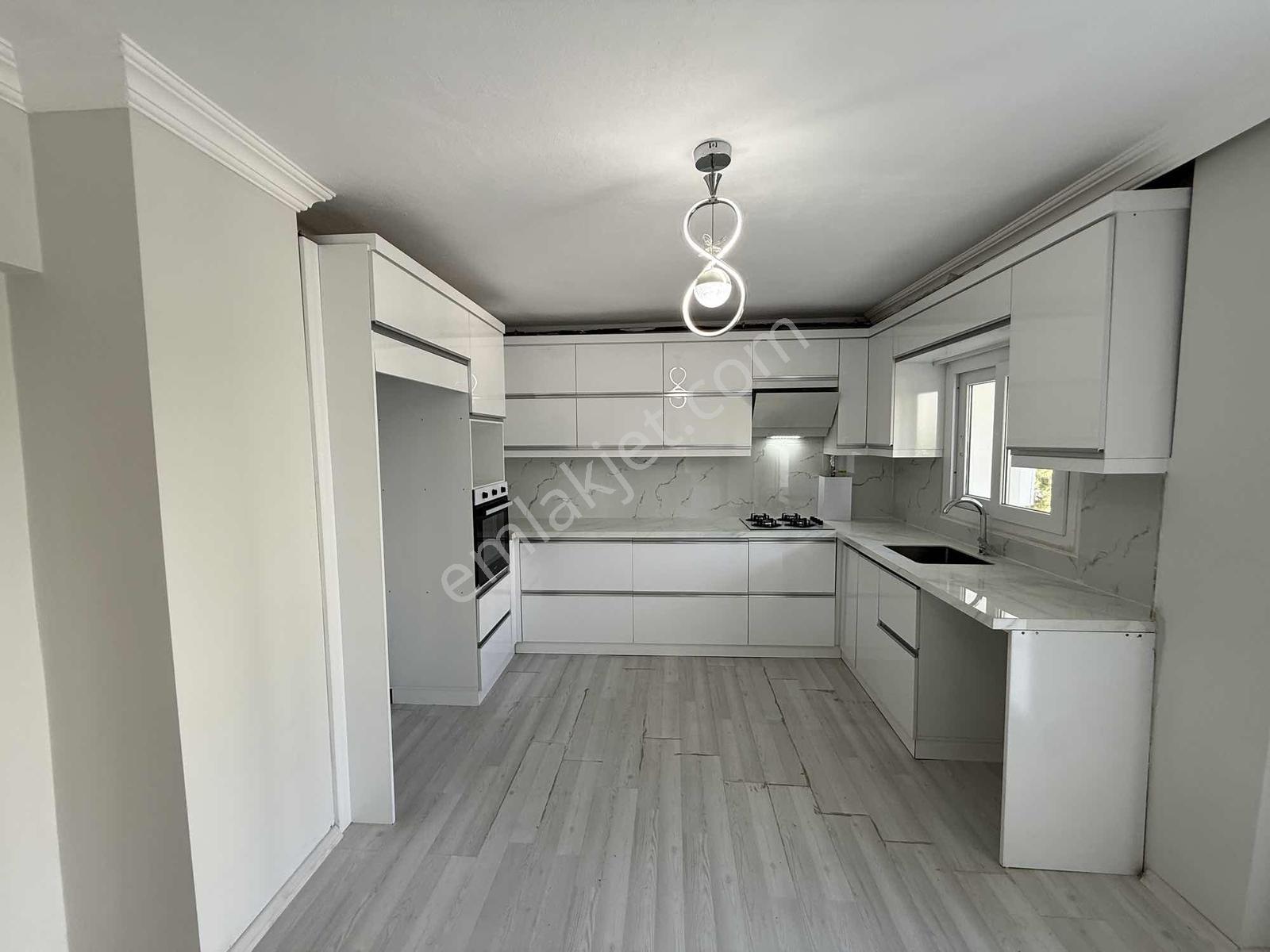 Torbalı Mah. 142m² 3+1 Arakat Kompile Tadilatlı Site İçi Merkez - Görsel 13