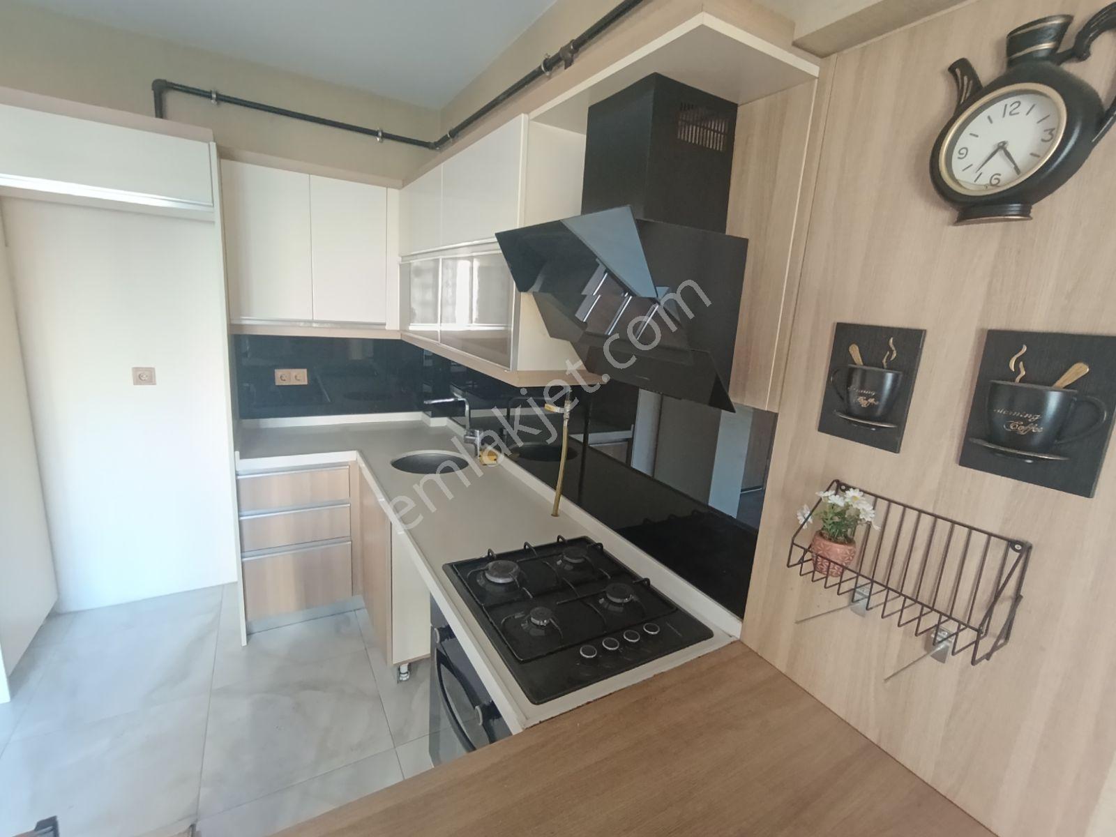 Beylikdüzü Metrobüs 15dk Tek Depozito Kiralık Lüks 1+1 Daire - Görsel 7