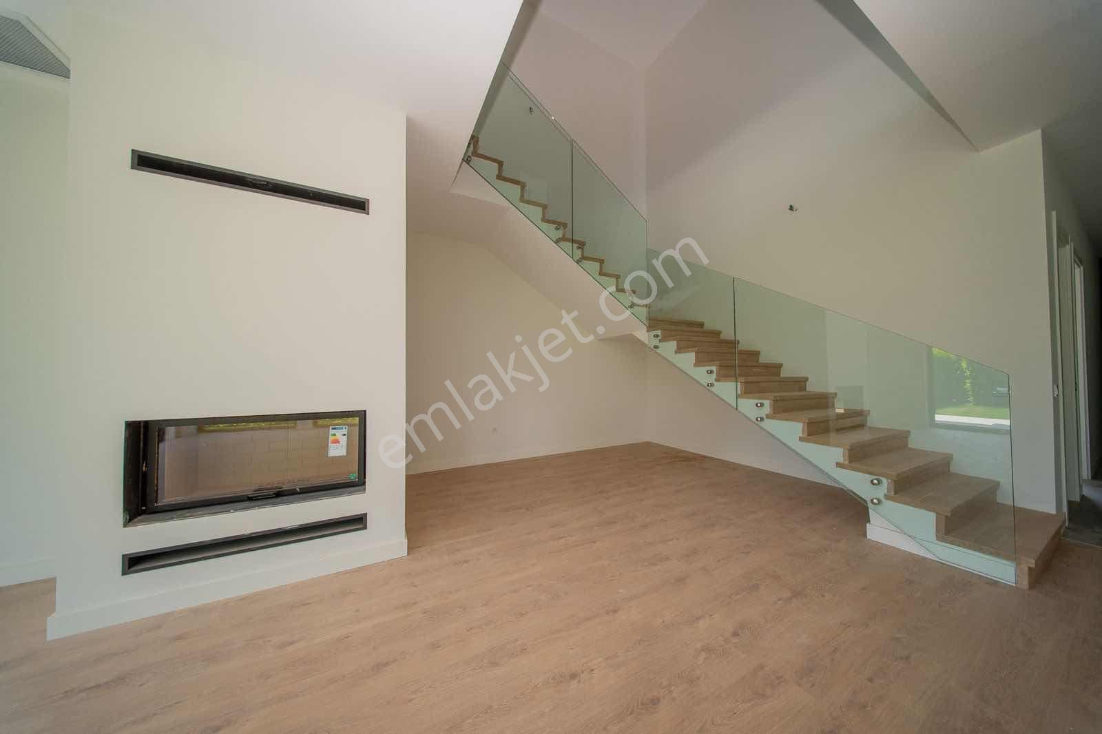 Ermenekte Site İçerisinde Lüks Ve Modern 5+1 Kiralık Villa - Görsel 28