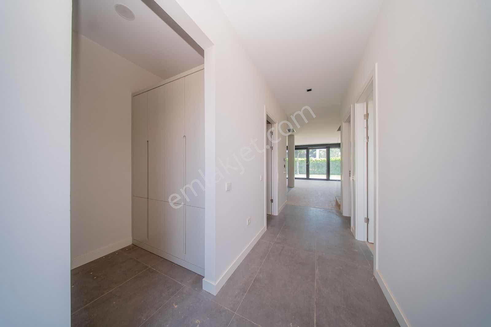 Ermenekte Site İçerisinde Lüks Ve Modern 5+1 Kiralık Villa - Görsel 29