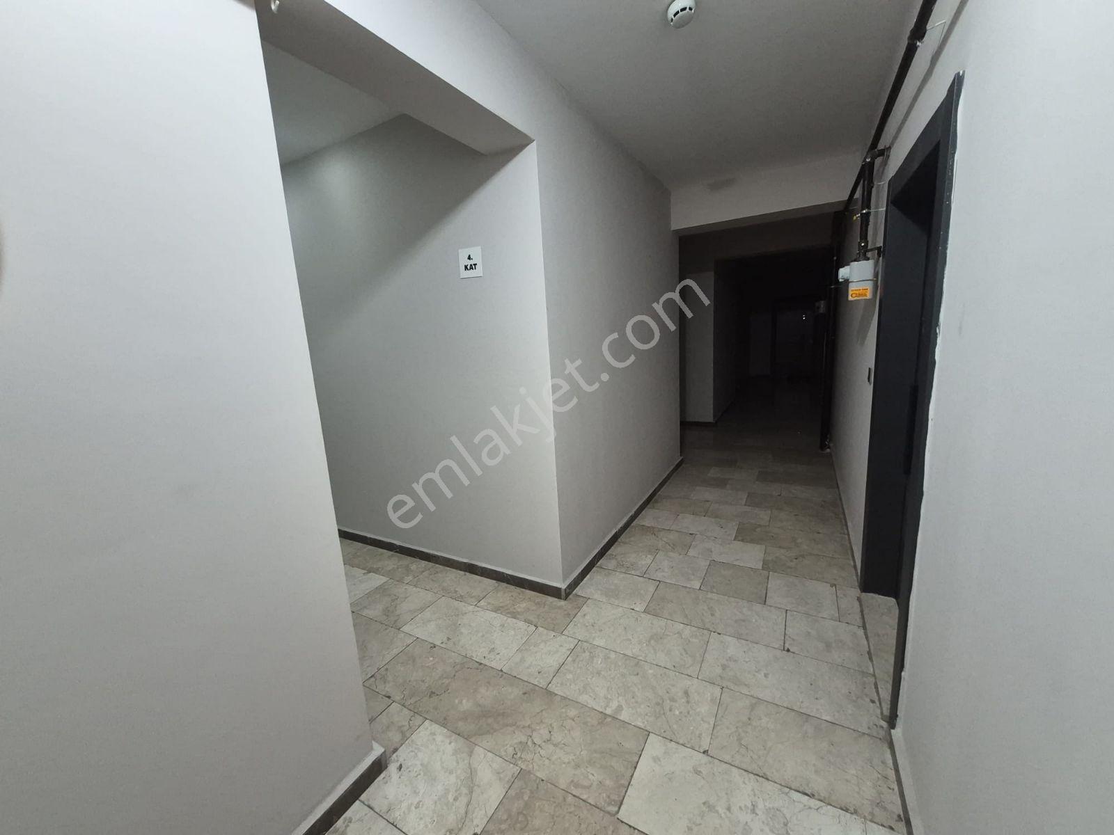 Beynil'den 23 Nisan'da 1+1 Kiralık Daire - Görsel 11