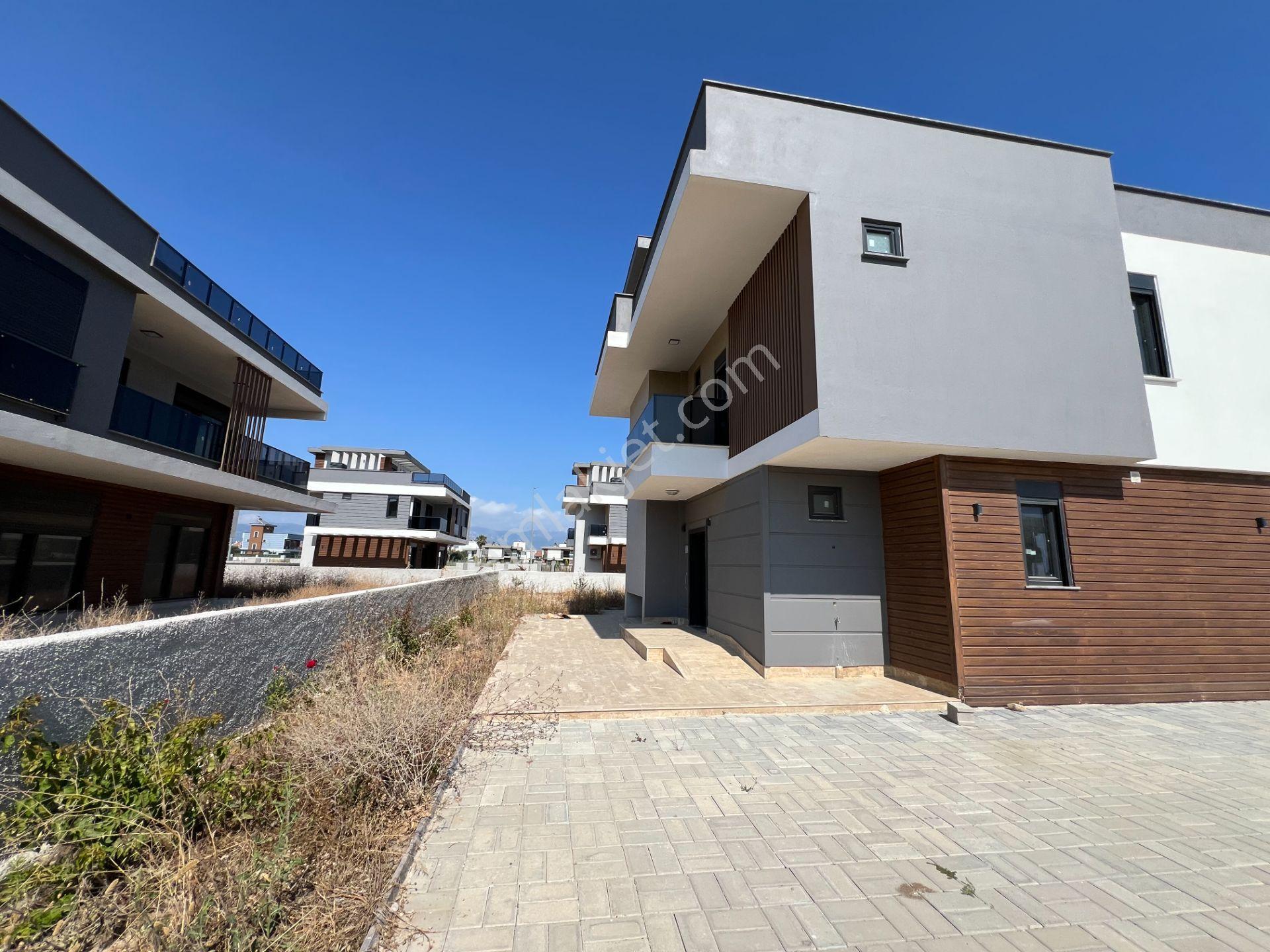 Antalya Finkum Bölgesinde 320 M2 Alanlı Deniz Manzaralı Villa - Görsel 9