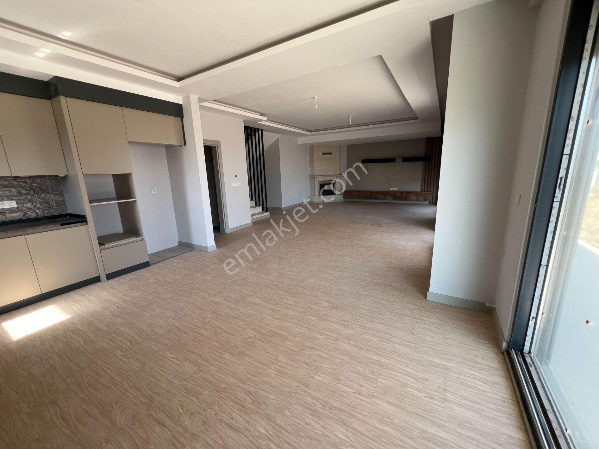 Antalya Finkum Bölgesinde 320 M2 Alanlı Deniz Manzaralı Villa - Görsel 23