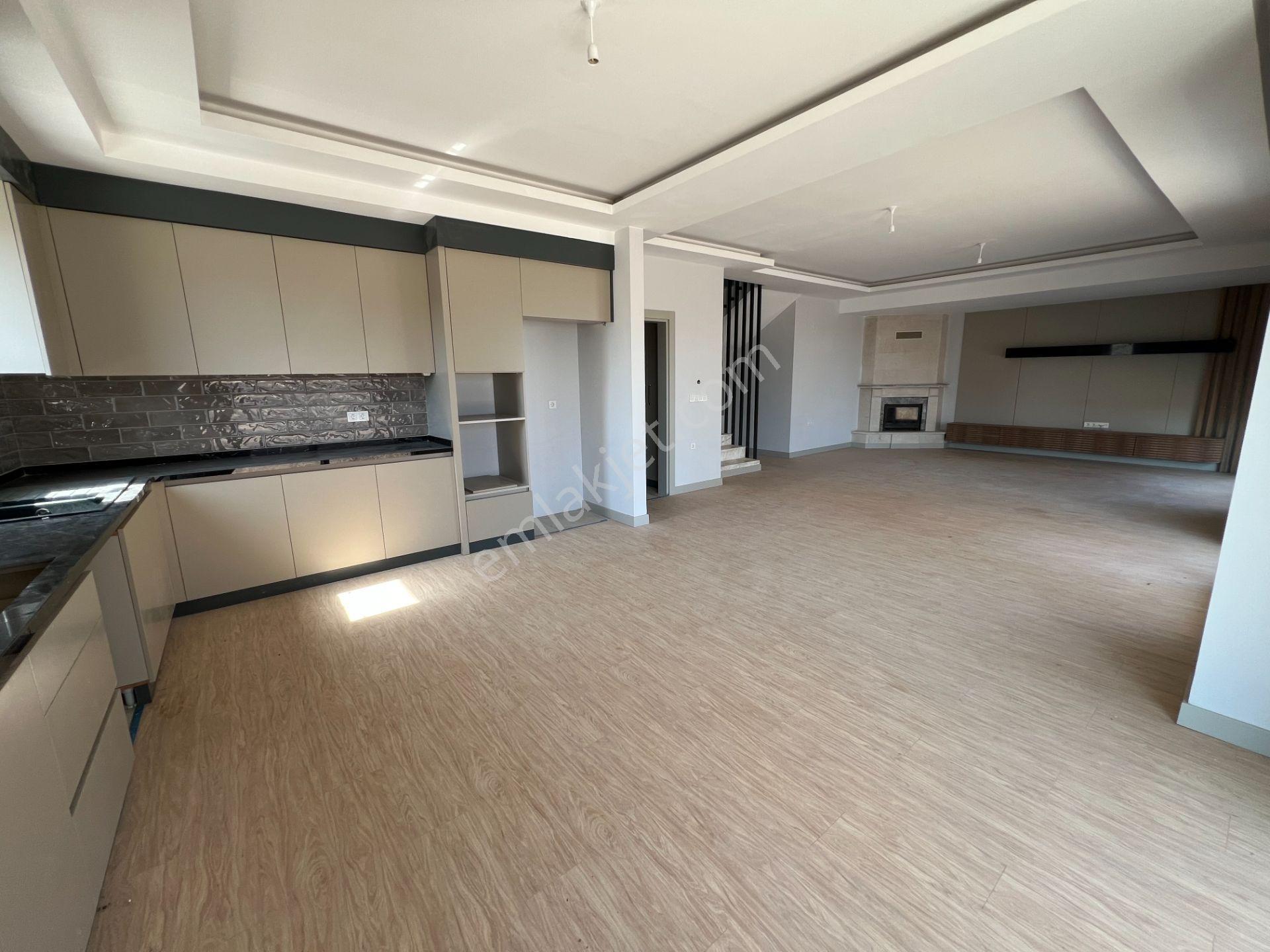 Antalya Finkum Bölgesinde 320 M2 Alanlı Deniz Manzaralı Villa - Görsel 21