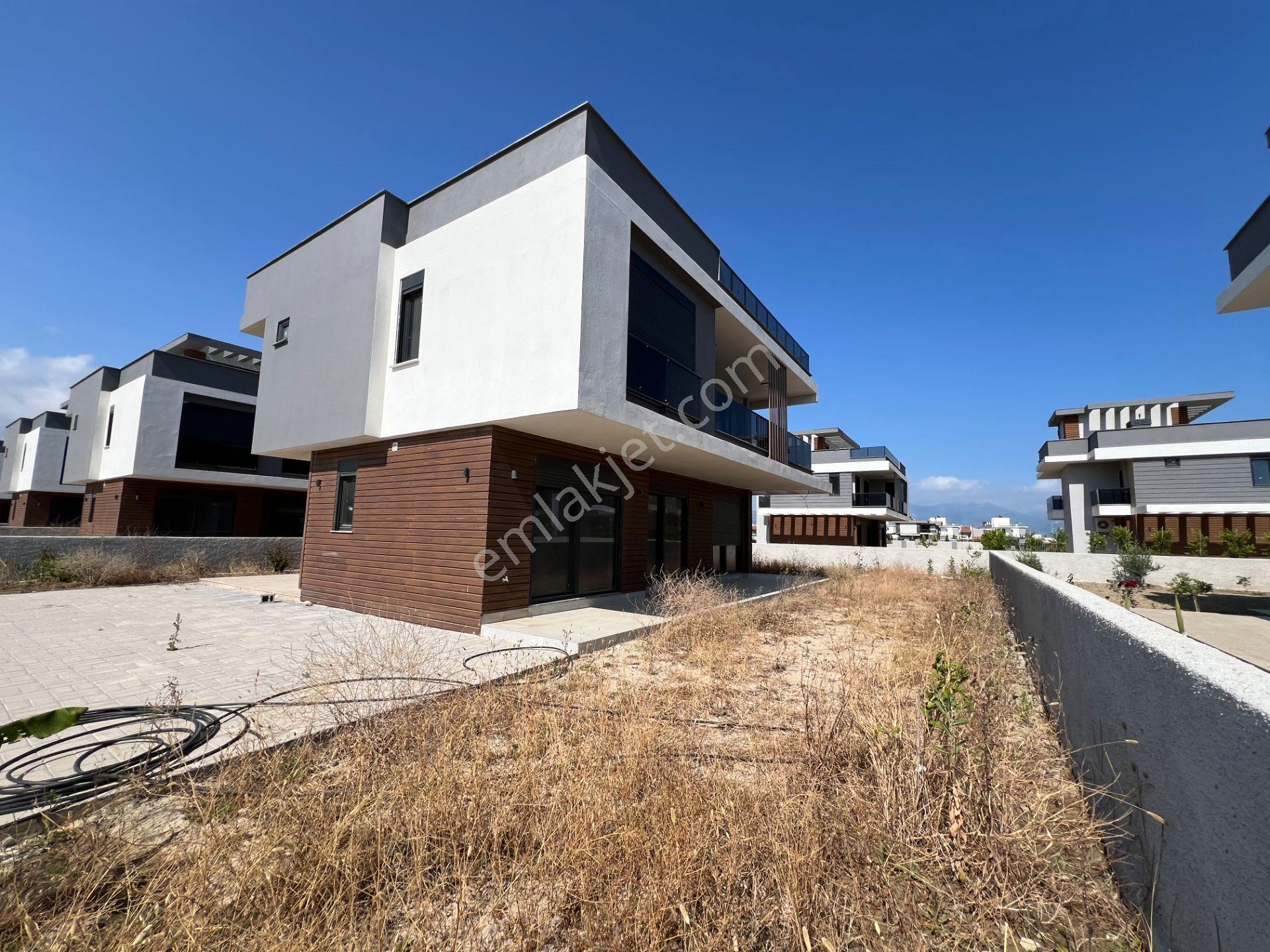 Antalya Finkum Bölgesinde 320 M2 Alanlı Deniz Manzaralı Villa - Görsel 11