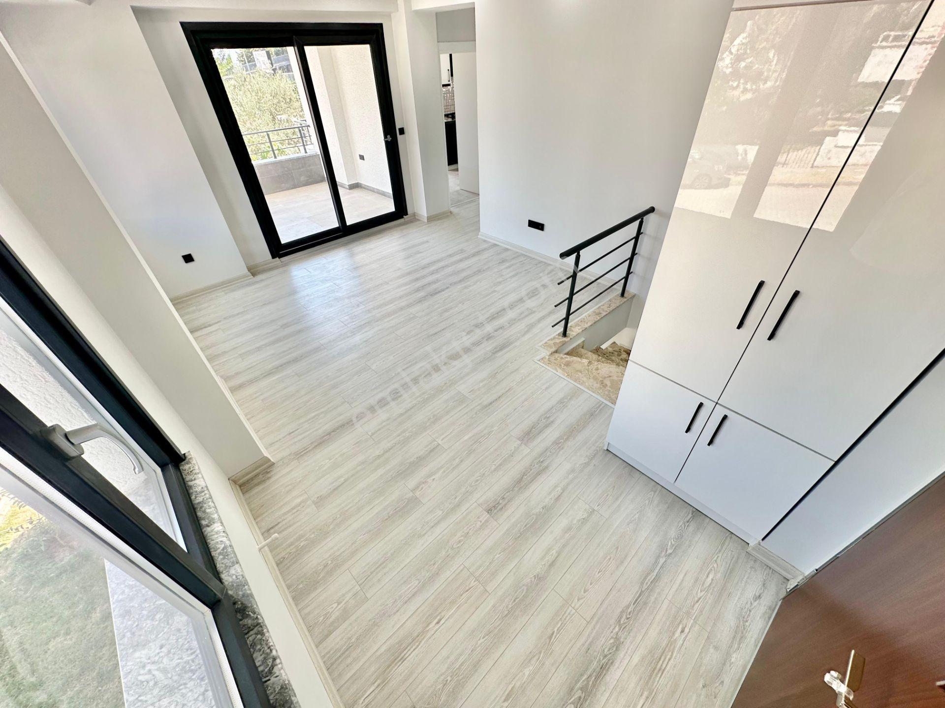 ✨akçay Ay Emlaktan✨altınoluk'ta Denize 100 Mt Kazdağları Eteklerinde Satılık 3+1 Lüks Dubleks Daire - Görsel 12