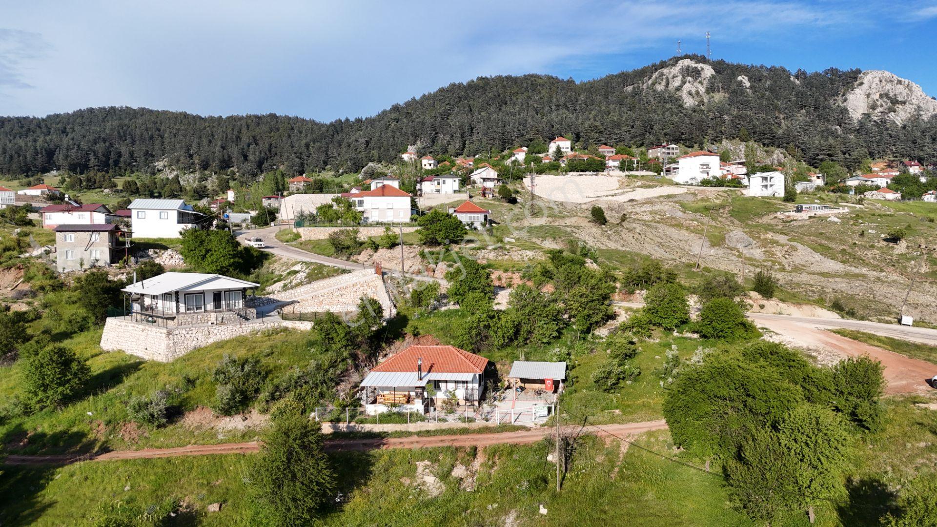 Antalya Söğüt Cuması Yaylasında Müstakil Ev (yapı Kayıt Belgeli) - Görsel 25