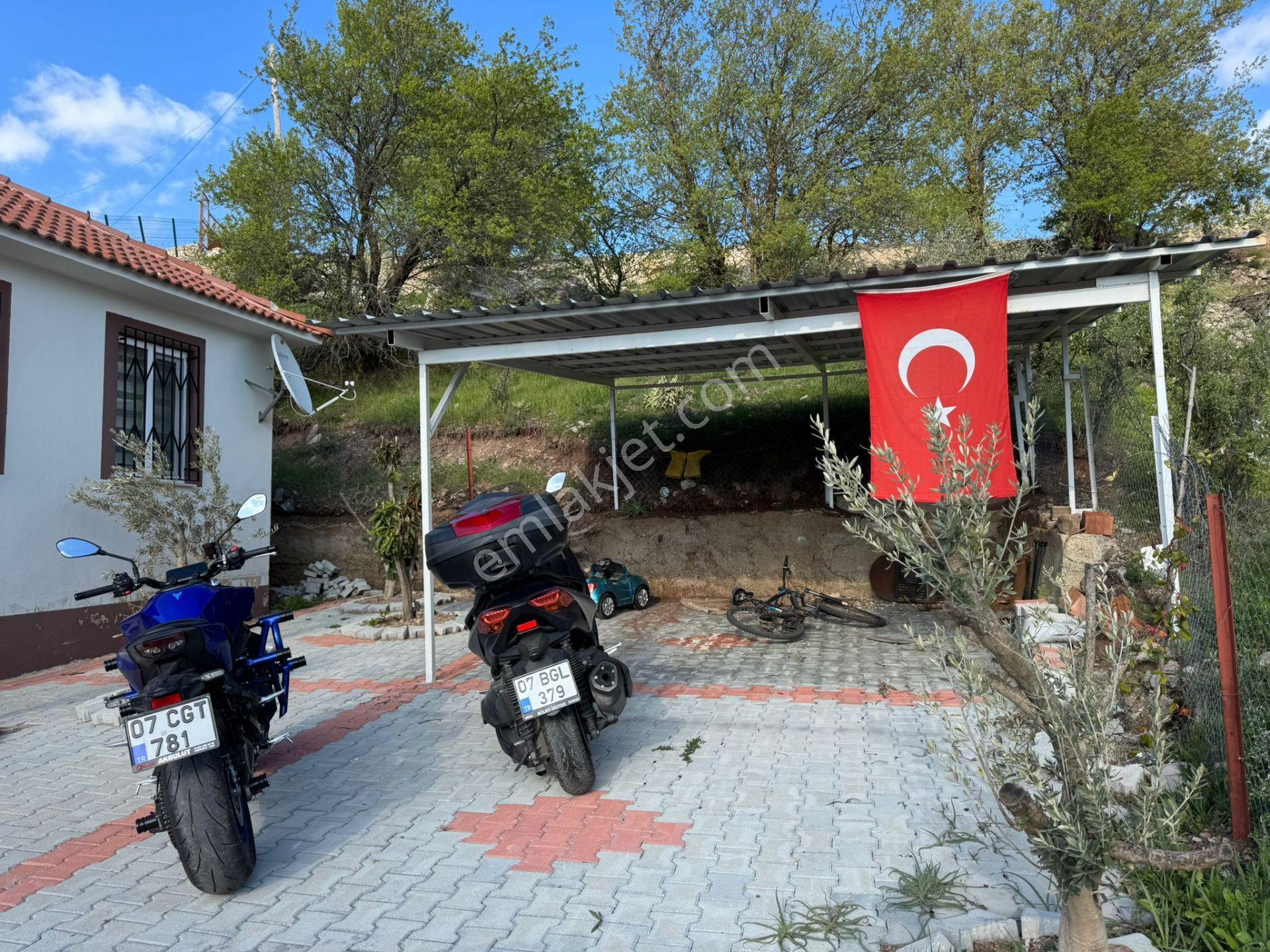 Antalya Söğüt Cuması Yaylasında Müstakil Ev (yapı Kayıt Belgeli) - Görsel 18