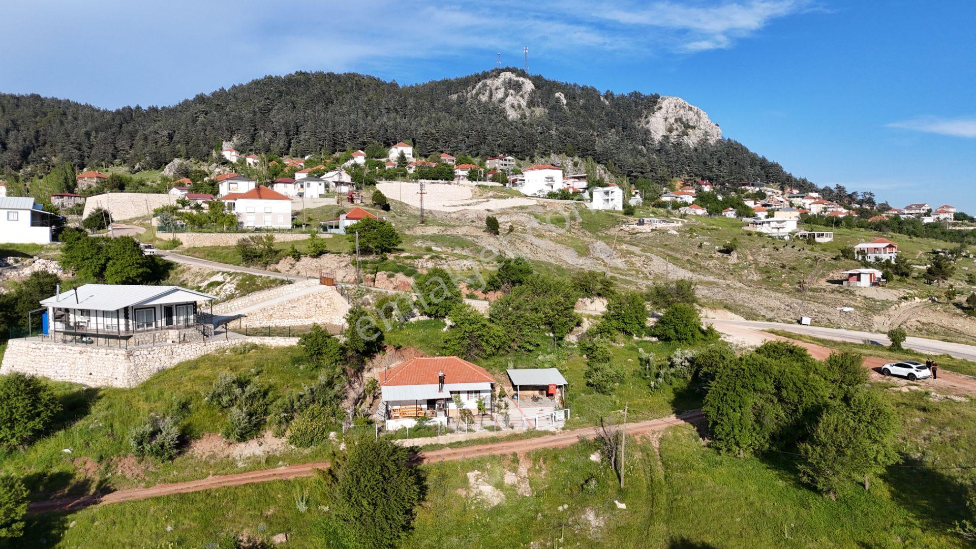 Antalya Söğüt Cuması Yaylasında Müstakil Ev (yapı Kayıt Belgeli) - Görsel 24