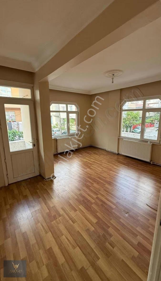 Pendik Fatih Mahallesinde Kiralık 2+1 Ara Kat Daire