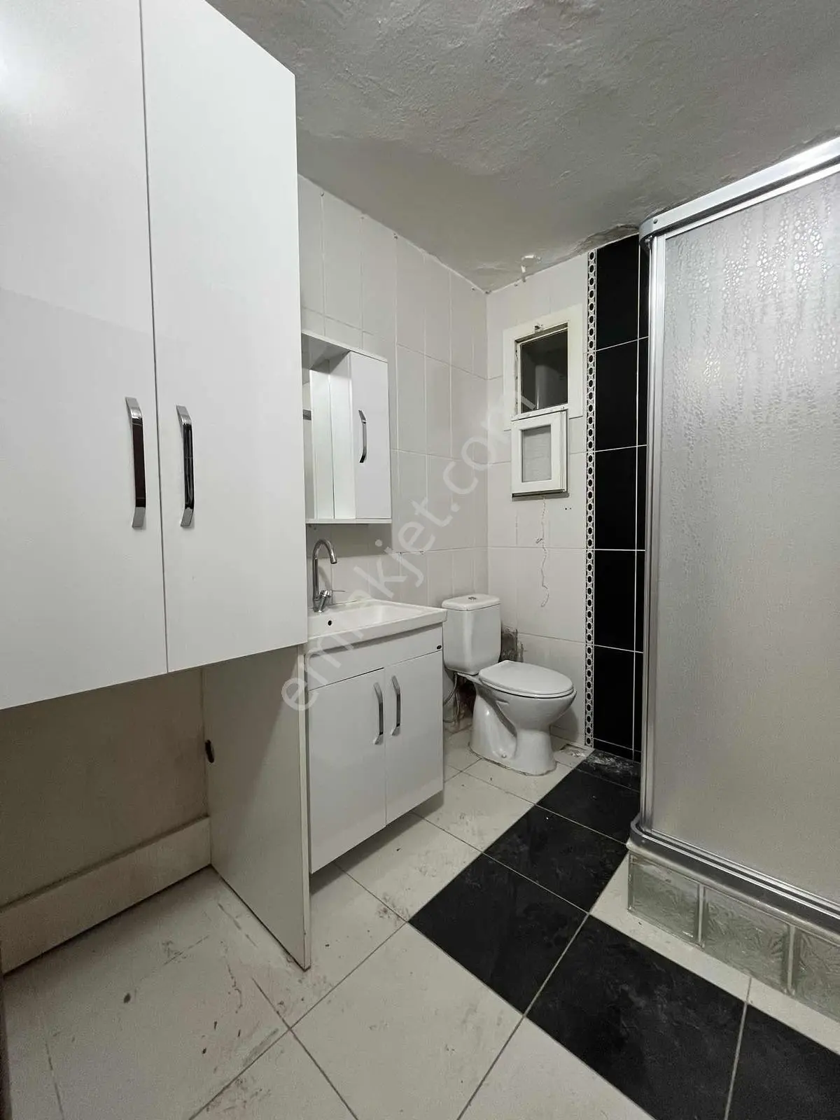 Bornova Naldöken'de Doğalgazlı Bahçe Kullanımlı Kiralık 2+1 - Görsel 4