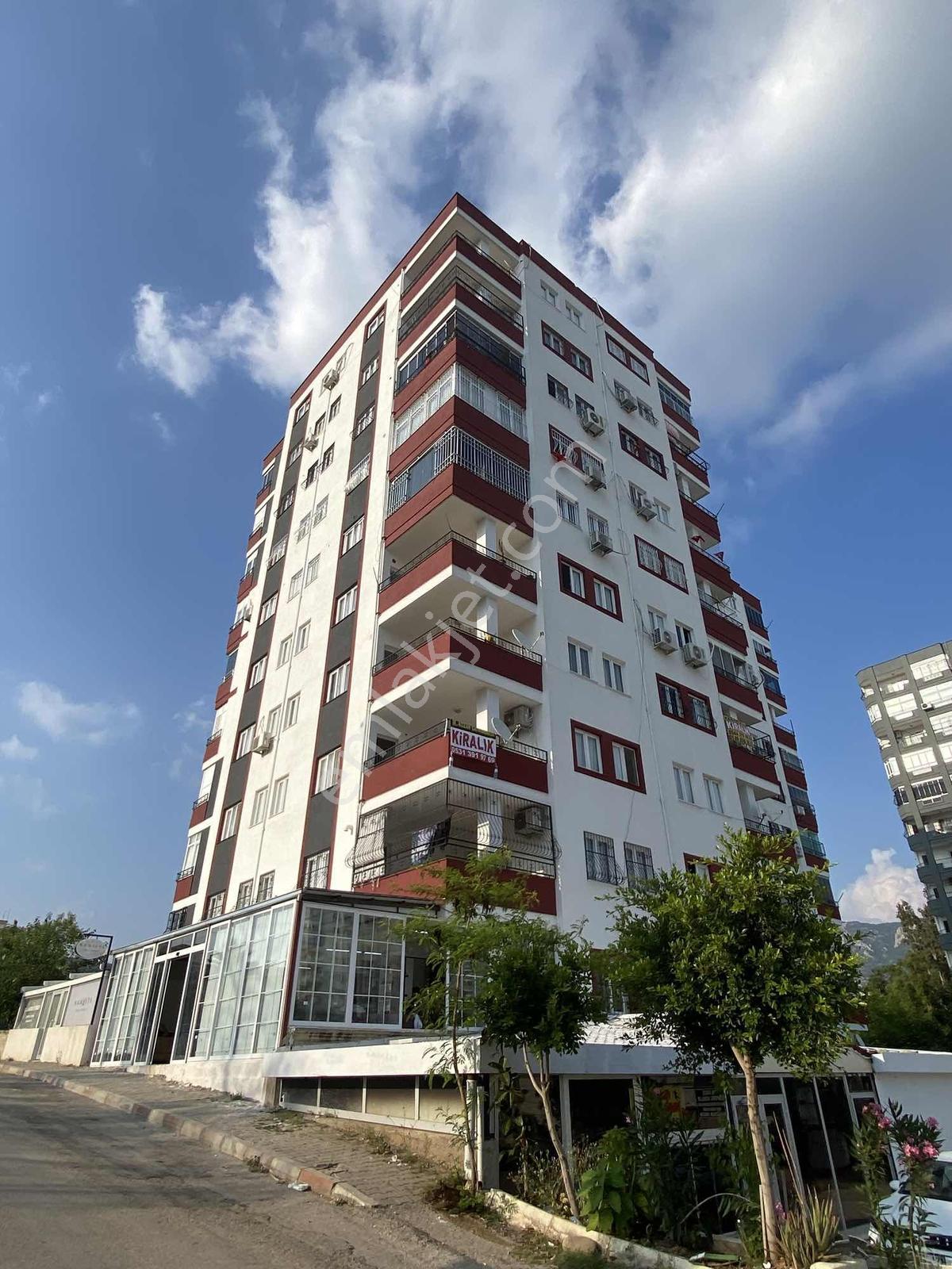 Kozan Gayrimenkulden Fen Lisesi Karşısı Kombili Lüks 3+1 - Görsel 15