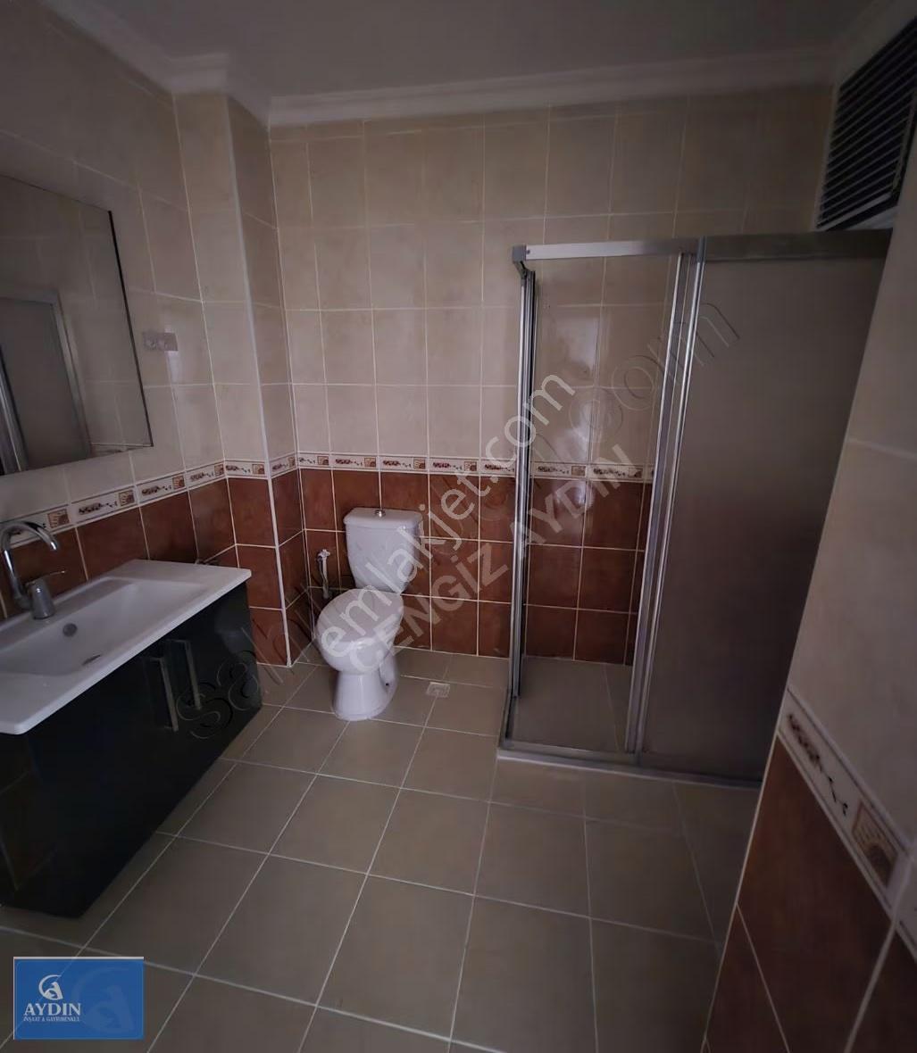 Pendik Esenler'de Metro Yakını 1+1 Kiralık Daire 70m² - Görsel 20