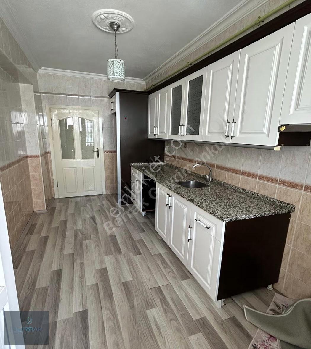 Reşadiye'de Kiralık 3+1 Daire, 140m², Güvenç Taksi Karşısı - Görsel 6