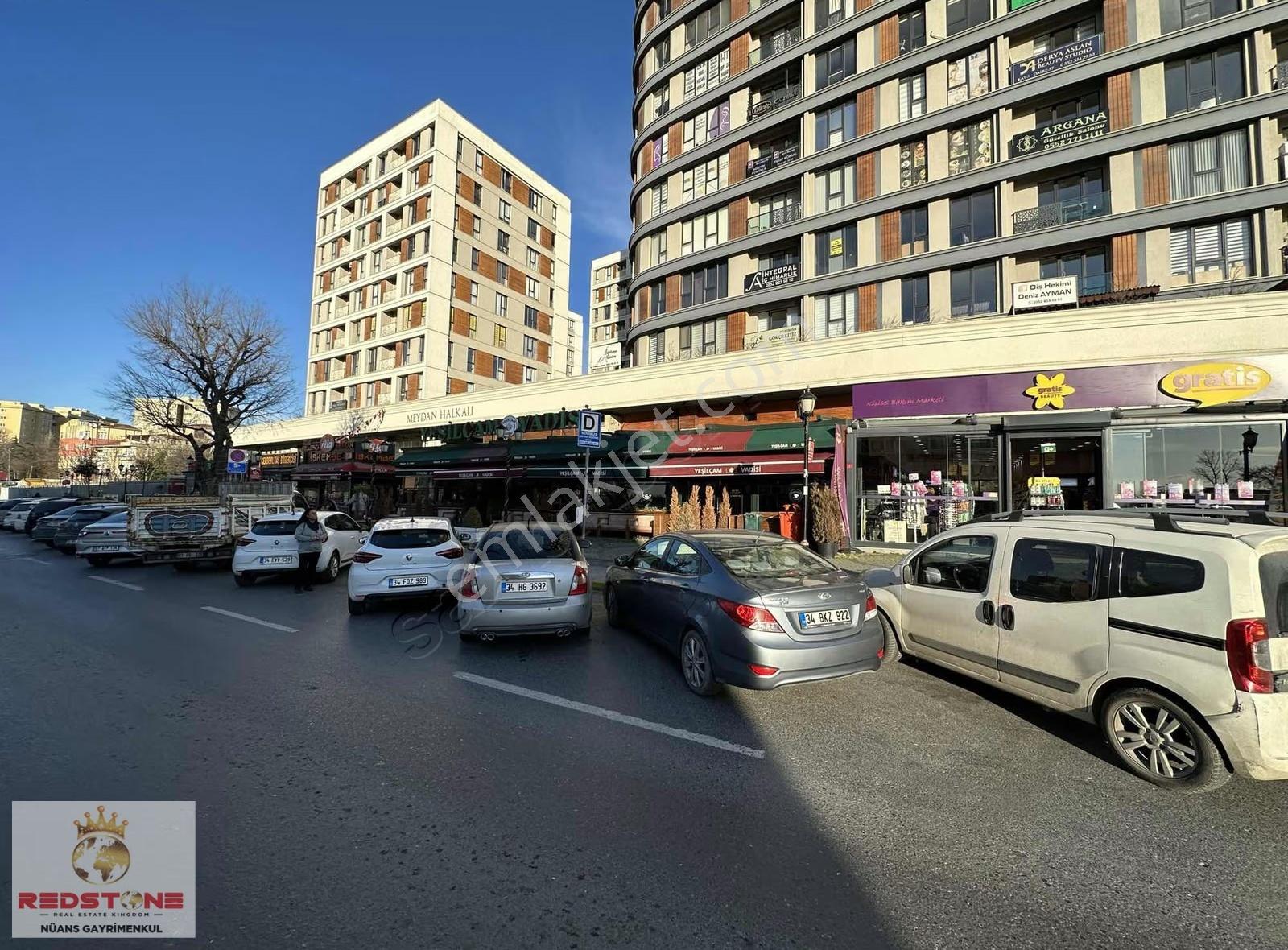 Meydan Halkalı Site Sbz Üni Havaist Satılık Büyük Tip 1+1 Daire - Görsel 3