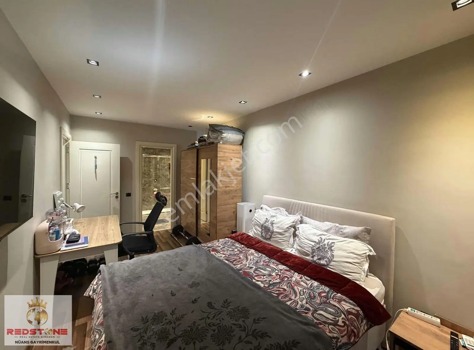 Meydan Halkalı Sitesi Aile Blok Kapalı Mutfak Satılık 2+1 Daire - Görsel 2